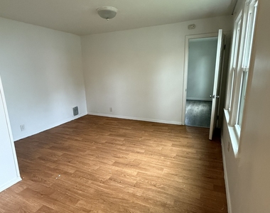 24-26 Judson Avenue - Photo Thumbnail 6
