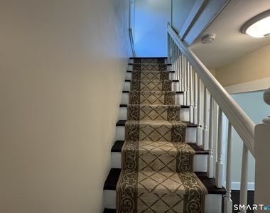 28 Quinlan Avenue - Photo Thumbnail 15