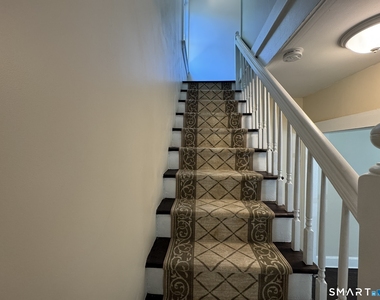 28 Quinlan Avenue - Photo Thumbnail 16