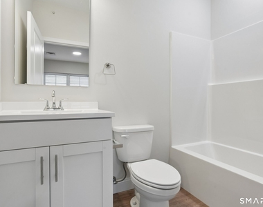 55 Steele Boulevard - Photo Thumbnail 5