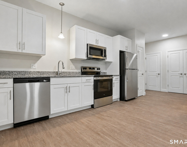 55 Steele Boulevard - Photo Thumbnail 1