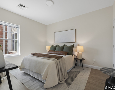 55 Steele Boulevard - Photo Thumbnail 16