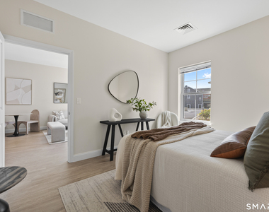 55 Steele Boulevard - Photo Thumbnail 17