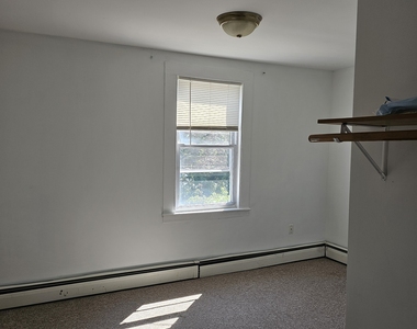 222 Clark Street - Photo Thumbnail 3