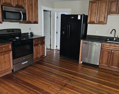 222 Clark Street - Photo Thumbnail 2