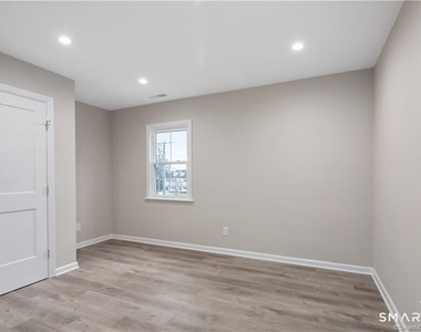 10 Grace Street - Photo Thumbnail 26