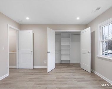 10 Grace Street - Photo Thumbnail 22