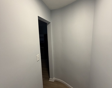 37 Wakefield Court - Photo Thumbnail 9