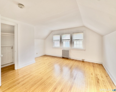 53 Treat Avenue - Photo Thumbnail 7