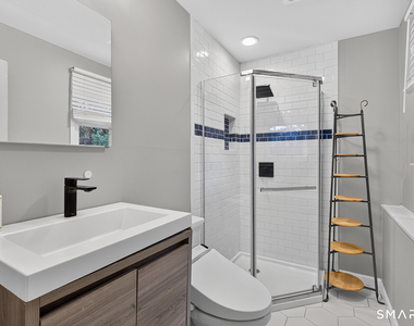 425 Judd Street - Photo Thumbnail 23