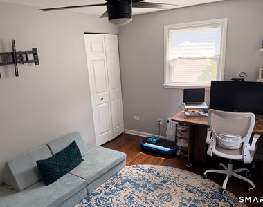 425 Judd Street - Photo Thumbnail 12