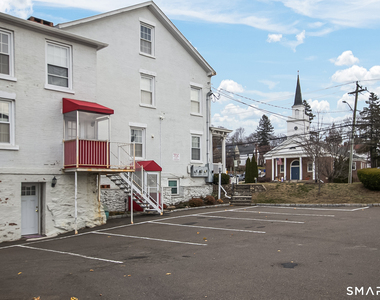 104 East Avenue - Photo Thumbnail 2