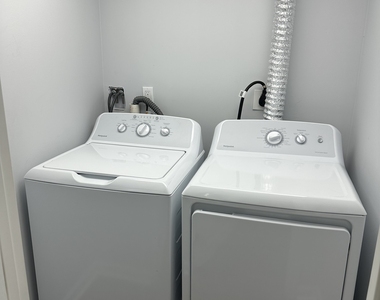 104 East Avenue - Photo Thumbnail 8