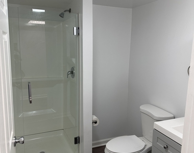 104 East Avenue - Photo Thumbnail 16