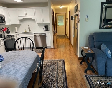 341 Deepwood Drive - Photo Thumbnail 10