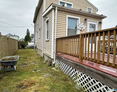 62 Clifford Street - Photo Thumbnail 4