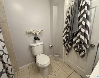 62 Clifford Street - Photo Thumbnail 14