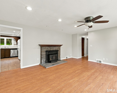 850 South Street - Photo Thumbnail 11