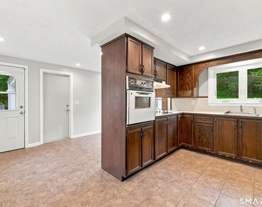 850 South Street - Photo Thumbnail 8