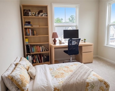 3018 Mahican Cir - Photo Thumbnail 9