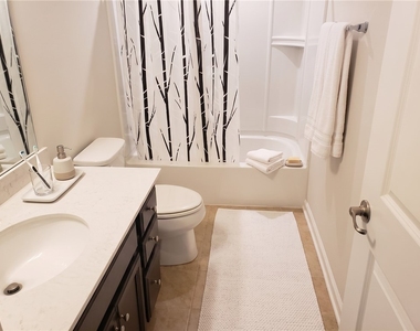 3018 Mahican Cir - Photo Thumbnail 13