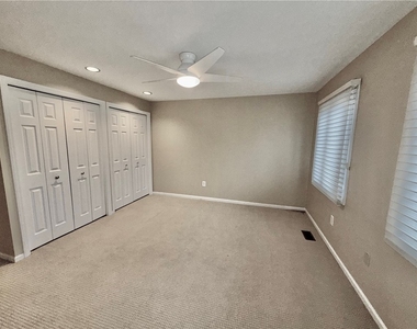 100 Denniston St - Photo Thumbnail 8