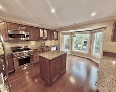 100 Denniston St - Photo Thumbnail 2