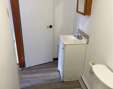 250 Virginia Ave - Photo Thumbnail 6