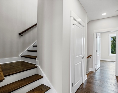 1607 Grandview Avenue - Photo Thumbnail 27