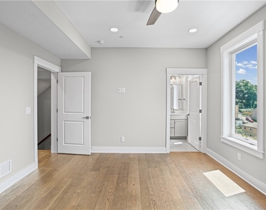 1607 Grandview Avenue - Photo Thumbnail 19