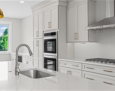 1607 Grandview Avenue - Photo Thumbnail 8