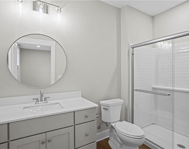 1607 Grandview Avenue - Photo Thumbnail 3