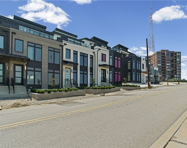 1607 Grandview Avenue - Photo Thumbnail 44
