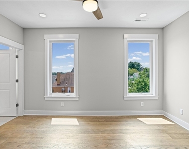 1607 Grandview Avenue - Photo Thumbnail 21