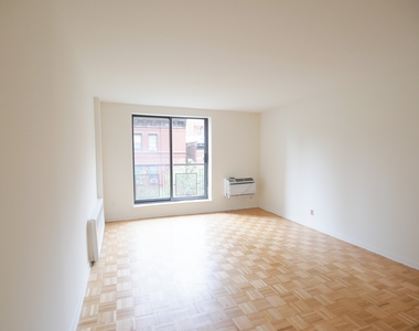 171 East 89th Street - Photo Thumbnail 1