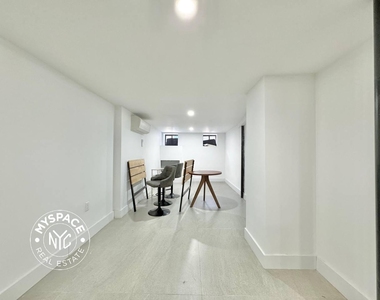 1518 Jefferson Avenue - Photo Thumbnail 1