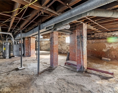319 Merriman #2 Upper Avenue - Photo Thumbnail 20