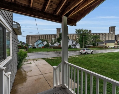 98 Louisiana Street - Photo Thumbnail 2
