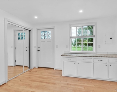 98 Louisiana Street - Photo Thumbnail 6