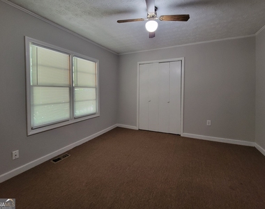 516 Pendergrass Road - Photo Thumbnail 6