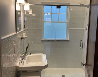 750 Greenwod Avenue - Photo Thumbnail 7