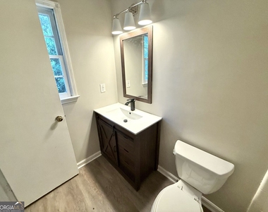 2777 New South Drive - Photo Thumbnail 11