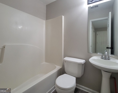 412 Missi Lane - Photo Thumbnail 7