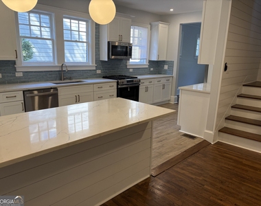 888 Vedado Way - Photo Thumbnail 4