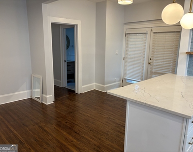 888 Vedado Way - Photo Thumbnail 3