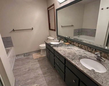 3966 N Indian Circle Nw - Photo Thumbnail 15