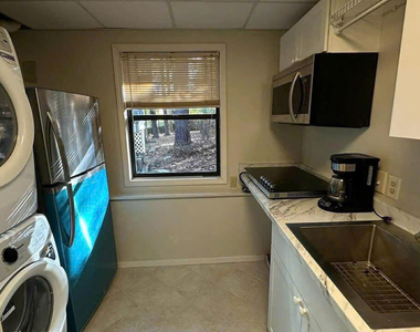 3966 N Indian Circle Nw - Photo Thumbnail 16