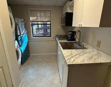 3966 N Indian Circle Nw - Photo Thumbnail 5