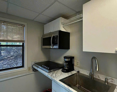 3966 N Indian Circle Nw - Photo Thumbnail 8