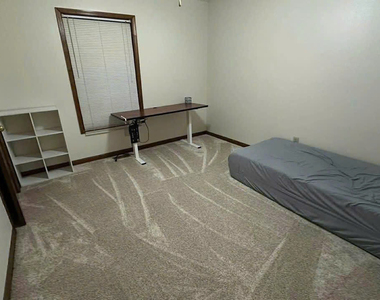 3966 N Indian Circle Nw - Photo Thumbnail 11